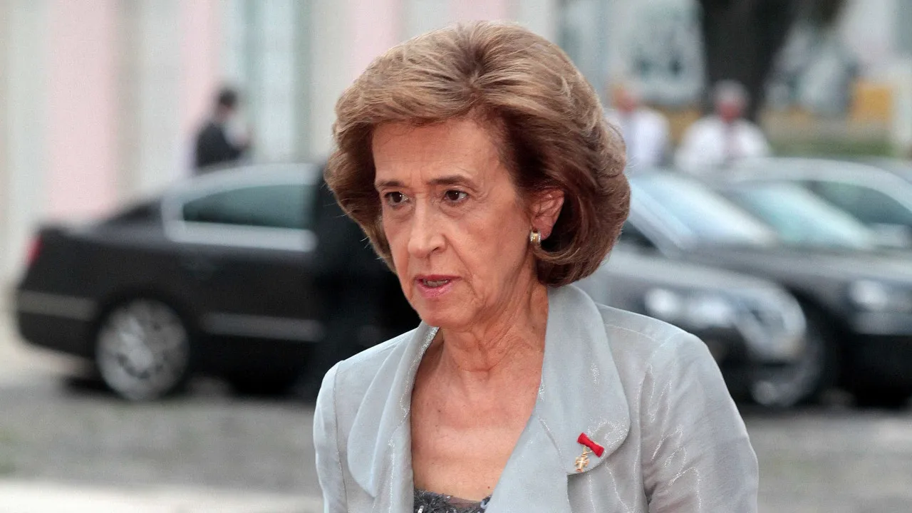 Após convite, Ferreira Leite pode estar de regresso ao Banco de Portugal