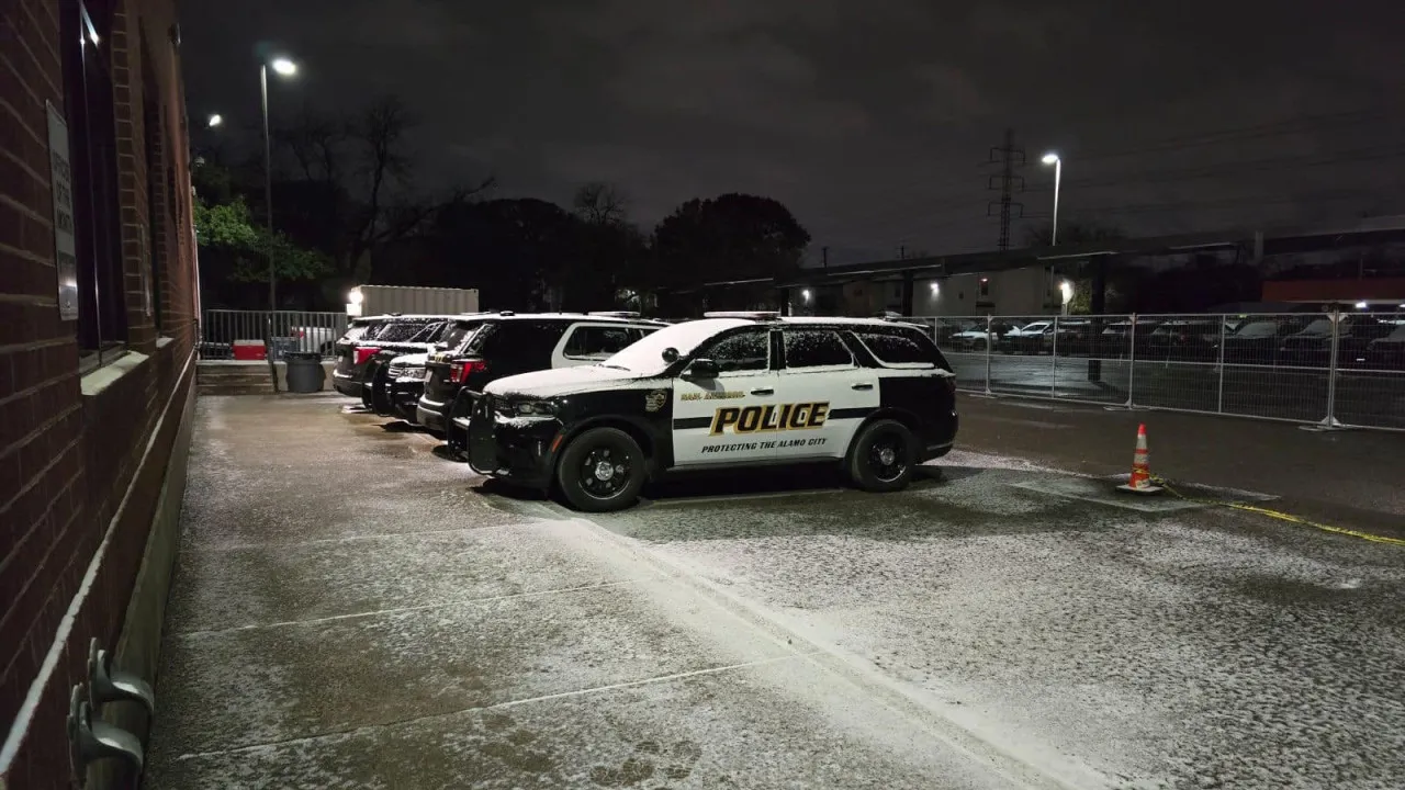 Atirador morre após balear sete polícias no Texas