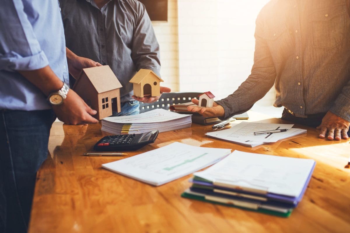 Cinco Seguros Importantes Para as Empresas • Diário Económico