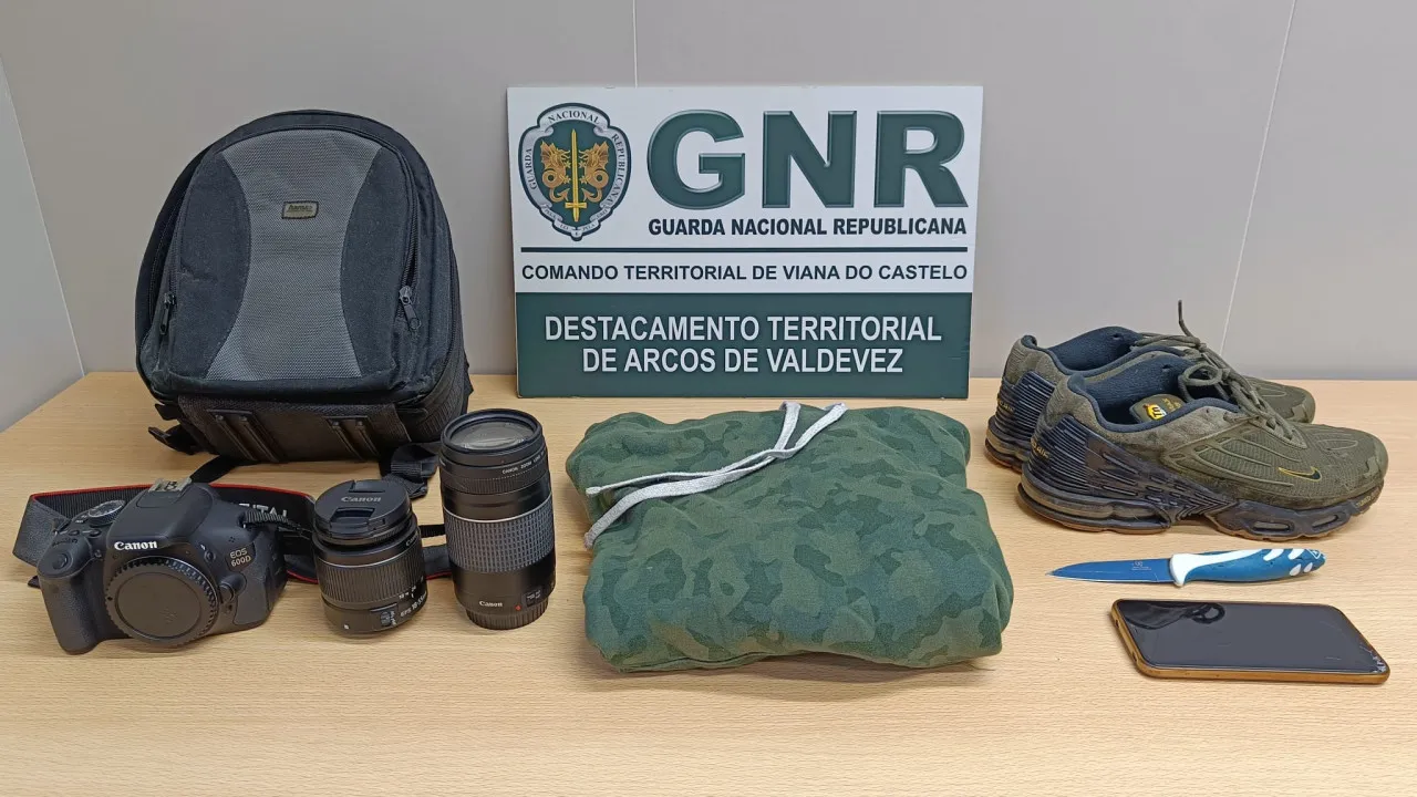 Detido por assaltar lojas e garagens com faca em Ponte da Barca
