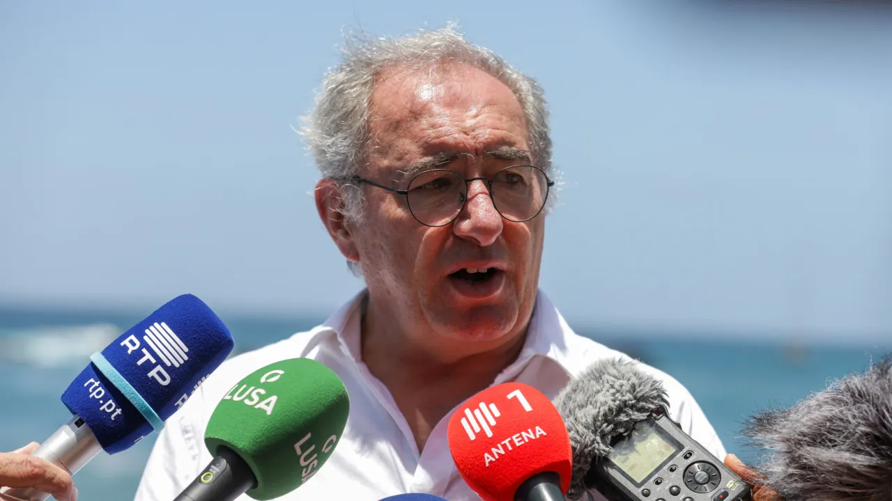 Governo descarta "deportações em massa" de portugueses nos EUA