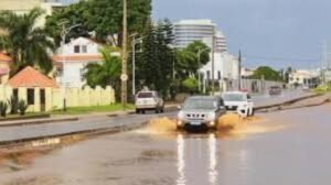 Maputo precisa de 2,6 milhões para estradas na actual época chuvosa