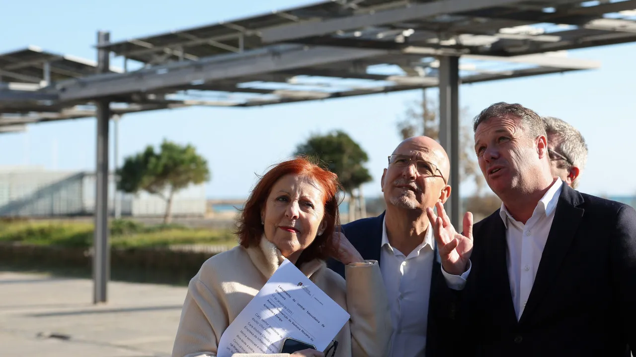 Ministra do Ambiente defende construção de pequenos projetos fotovoltaicos