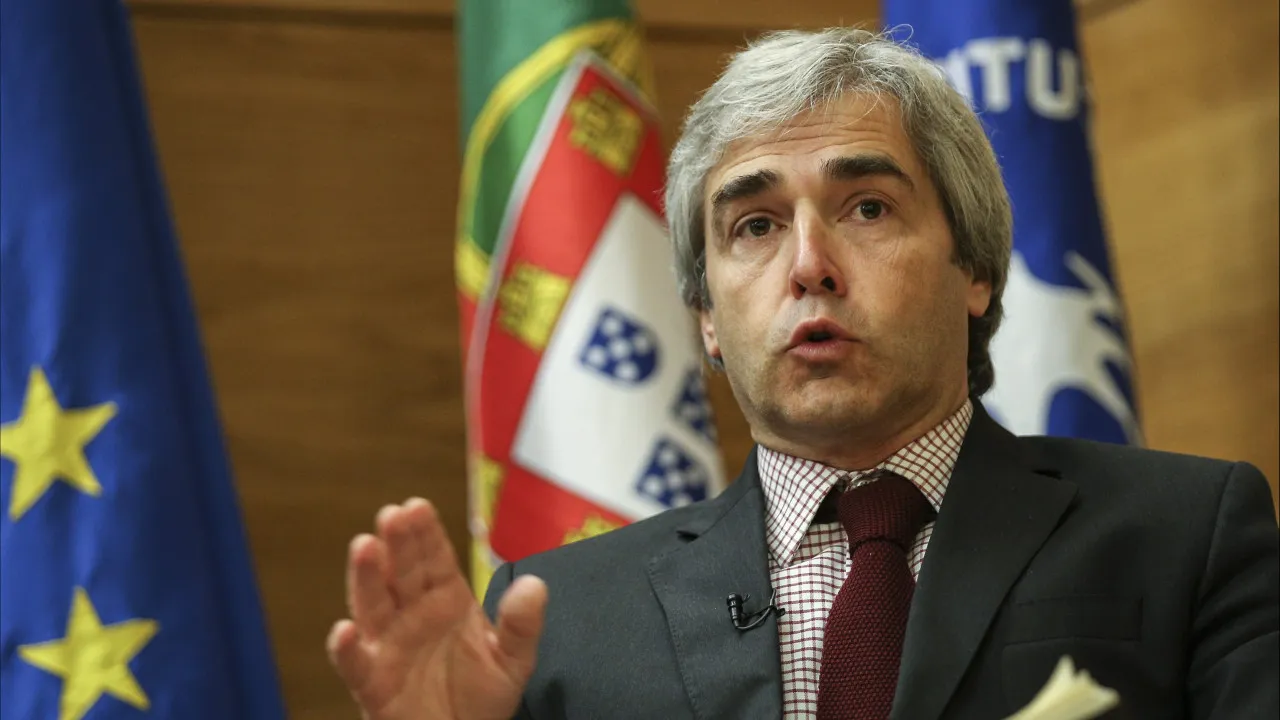 Ministro da Defesa recorda "figura fundamental" de Rocha Vieira