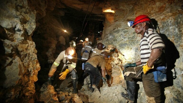 Nampula: Decorrem trabalhos de prospecção de áreas propensas a Ouro e Pedra-Ferro