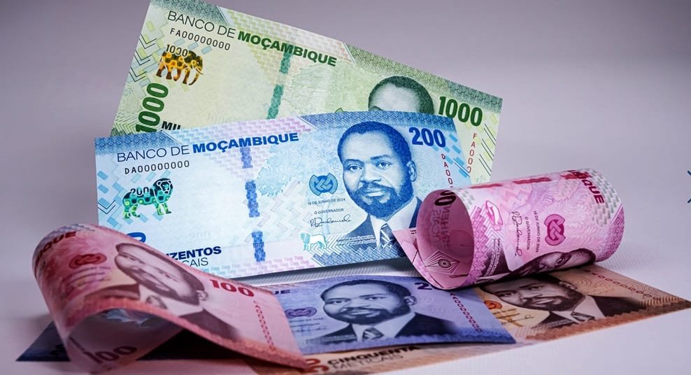 Novo Governo Admite “Dificuldades” Para Pagar 13.º Salário • Diário Económico
