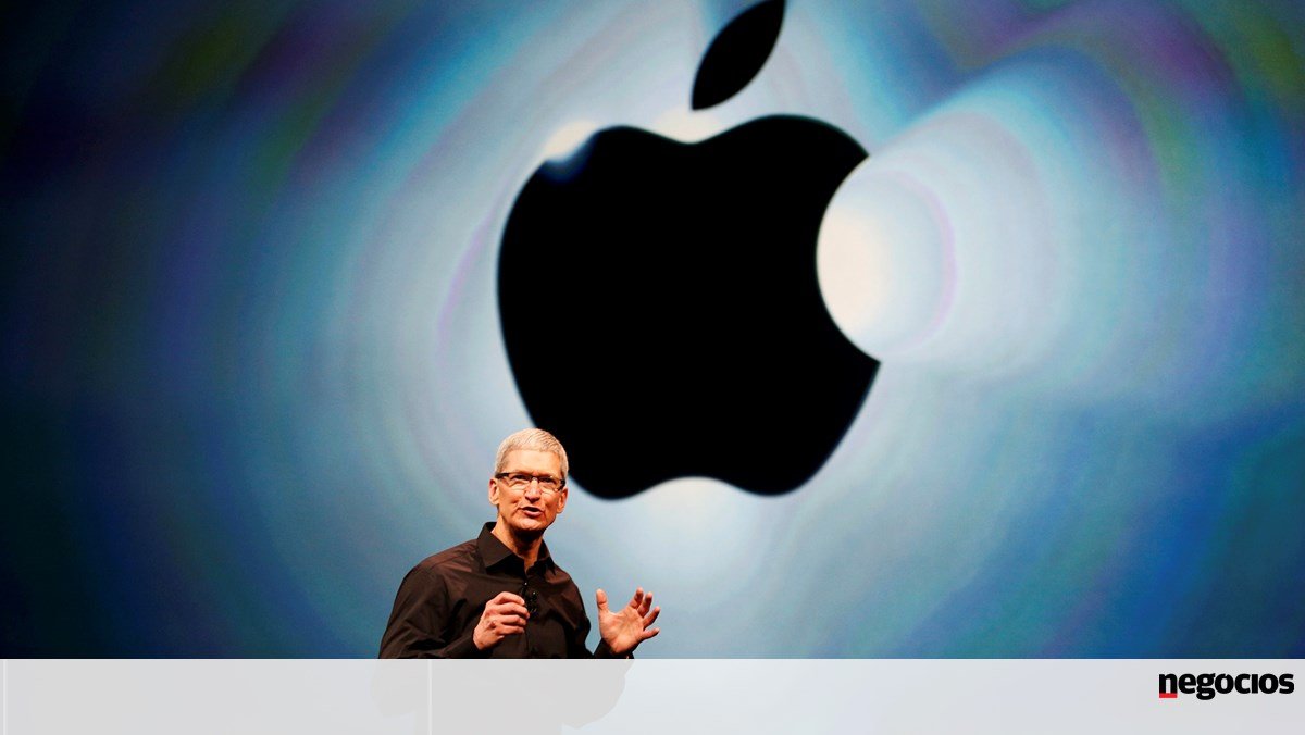 Apple quer blindar-se contra tarifas com investimento de 500 mil milhões nos EUA - Tecnologias