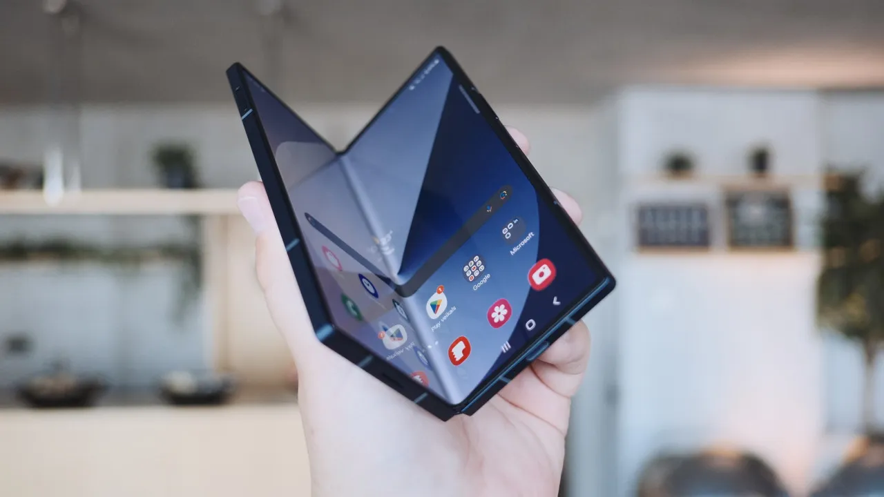 As melhorias que vão chegar ao novo dobrável da Samsung