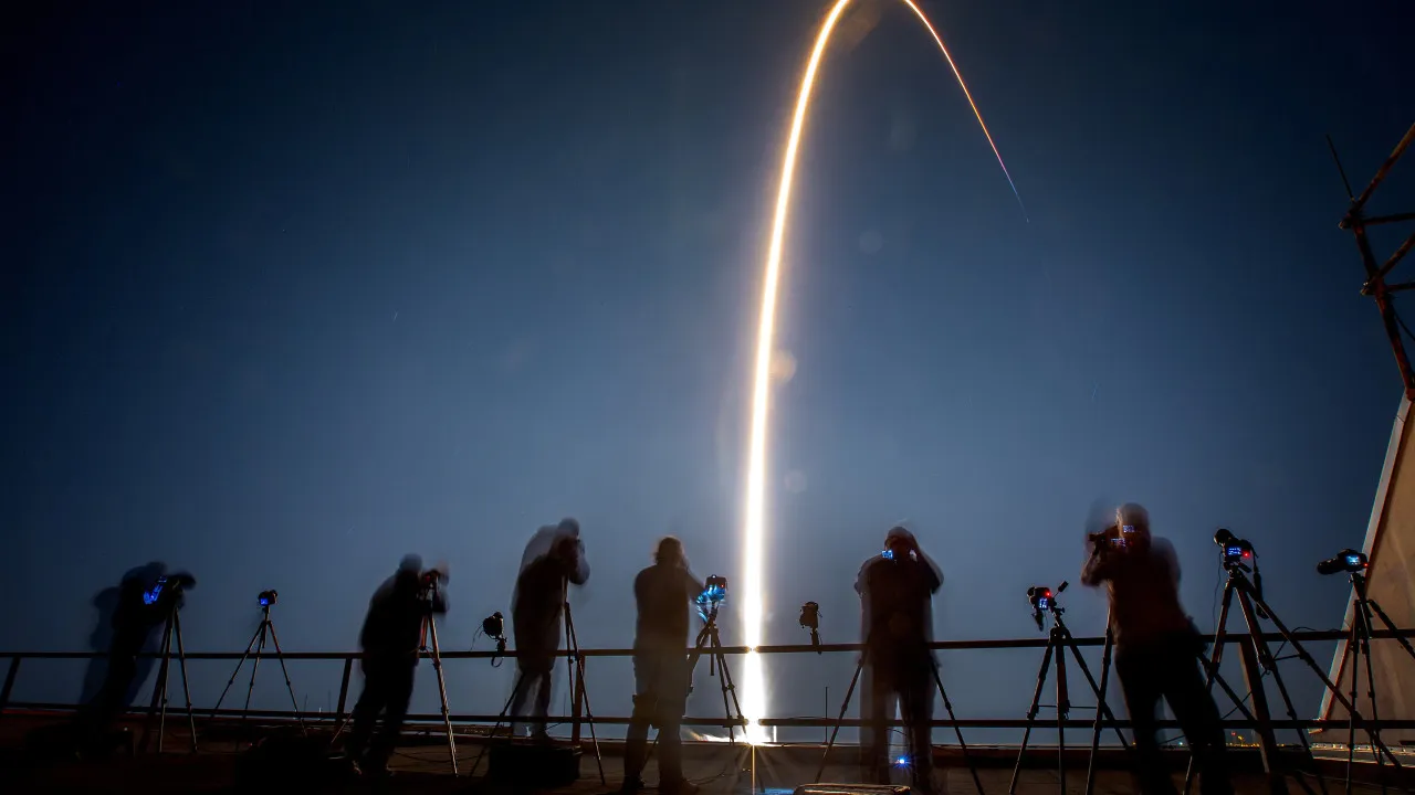 Empresa privada dos Estados Unidos lança foguetão com segunda sonda lunar