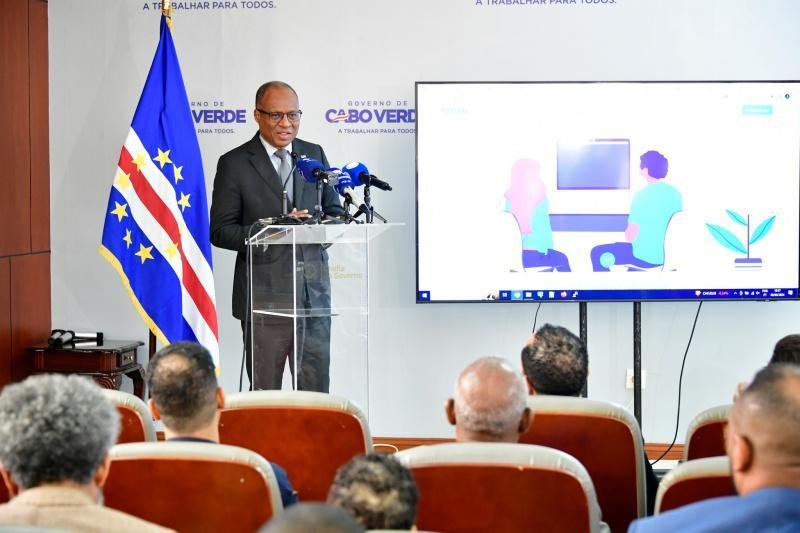 Governo Cria Plataforma de Garantias Para Facilitar Acesso ao Crédito • Diário Económico