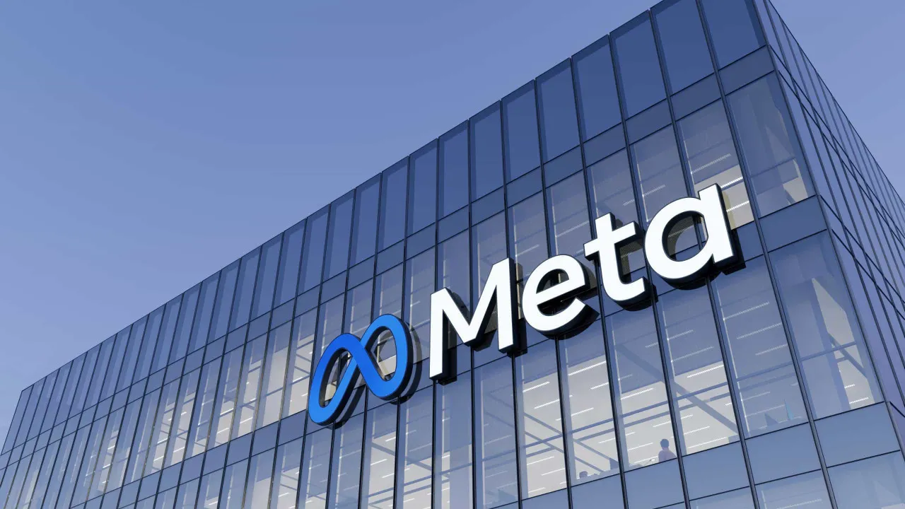 Meta expõe utilizadores a "onda gigante" de desinformação