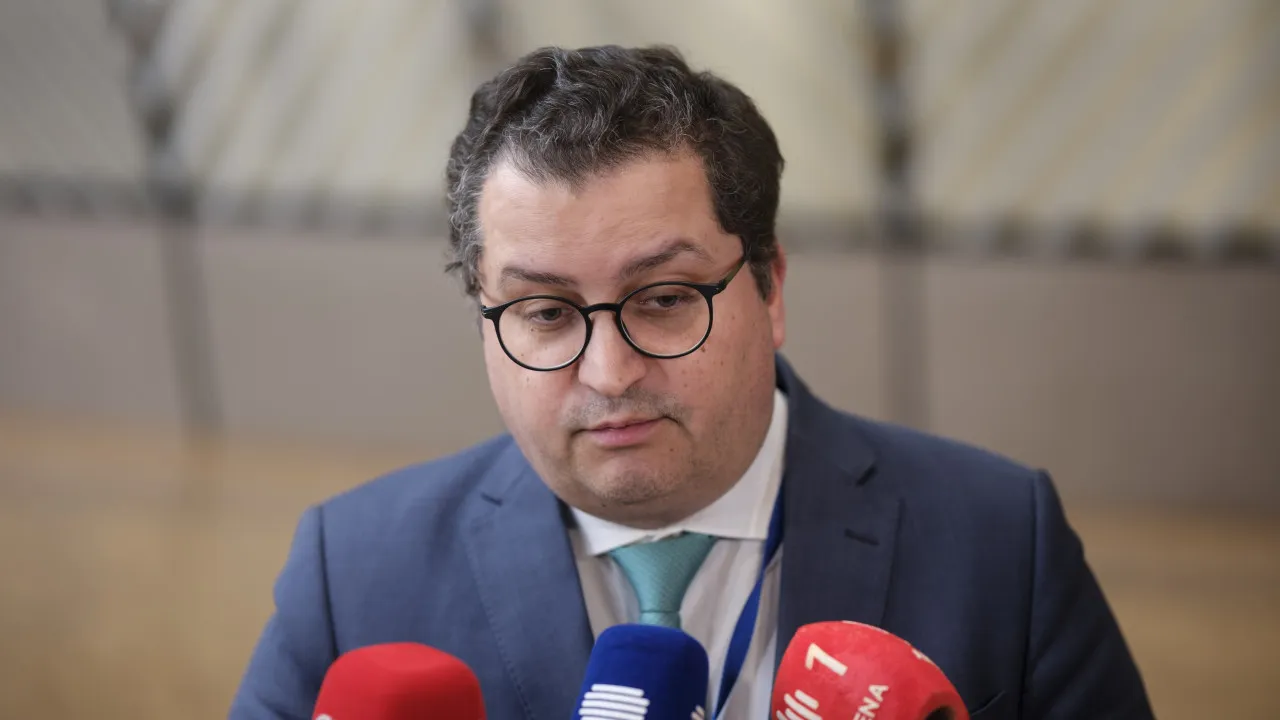 Ministro das Finanças confiante num crescimento de 2,5% em 2025