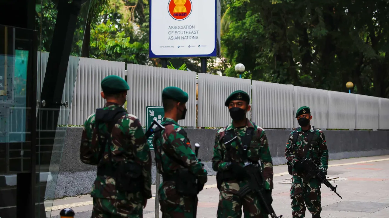 Myanmar repatria centenas de chineses envolvidos em fraudes 'online'