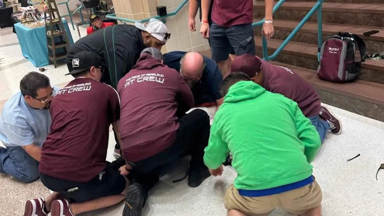 Pais desarmam autor de tiroteio em escola no Texas. Veja o vídeo
