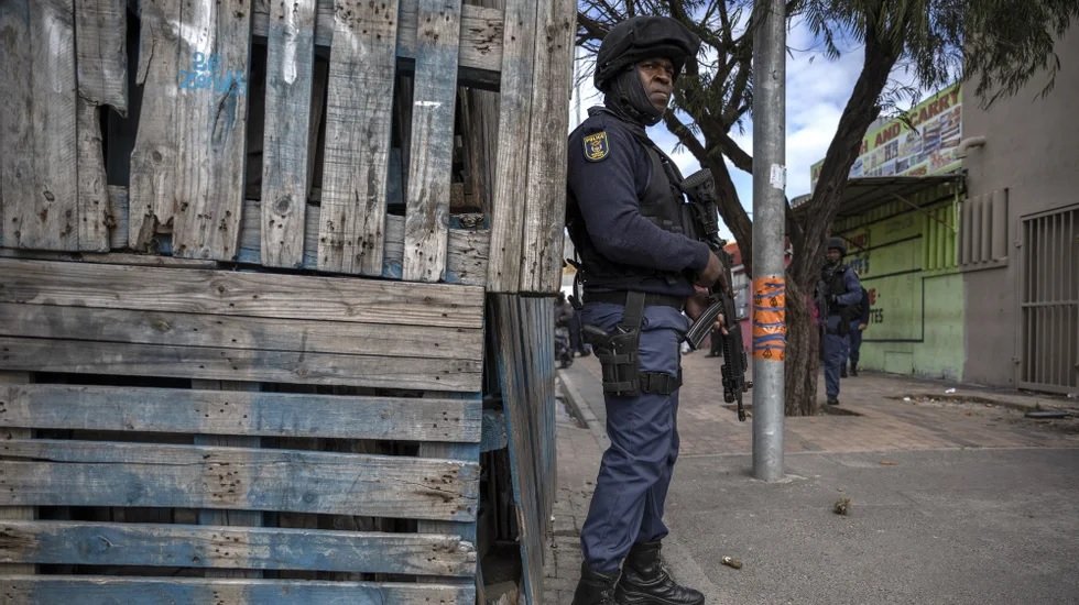 Supostos criminosos mortos pela polícia sul-africana em Durban