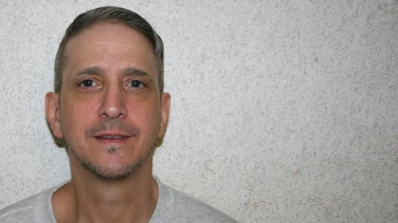 Supremo Tribunal dos EUA ordena novo julgamento para condenado à morte