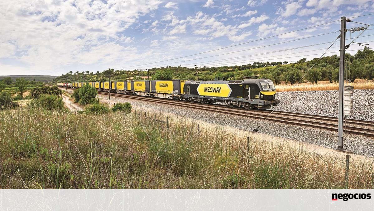 T-Roc viajam na Medway até Santander rumo à Austrália - Automóvel
