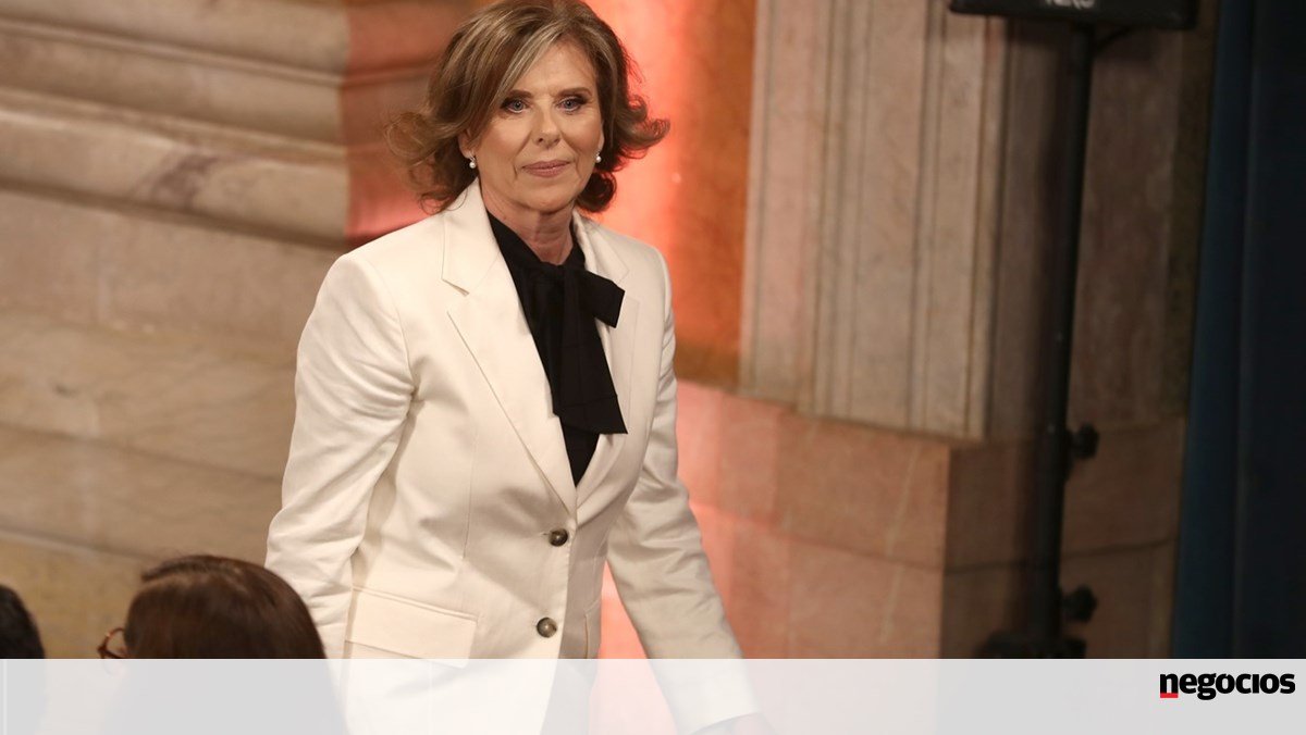 Tem de ser tão fácil carregar um elétrico quanto atestar na bomba, diz Cristina Pinto Dias - Automóvel