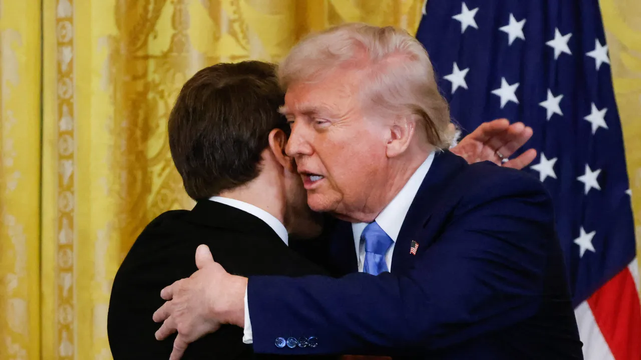 Trump assume rutura e Macron admite "boas razões" para diálogo com Putin