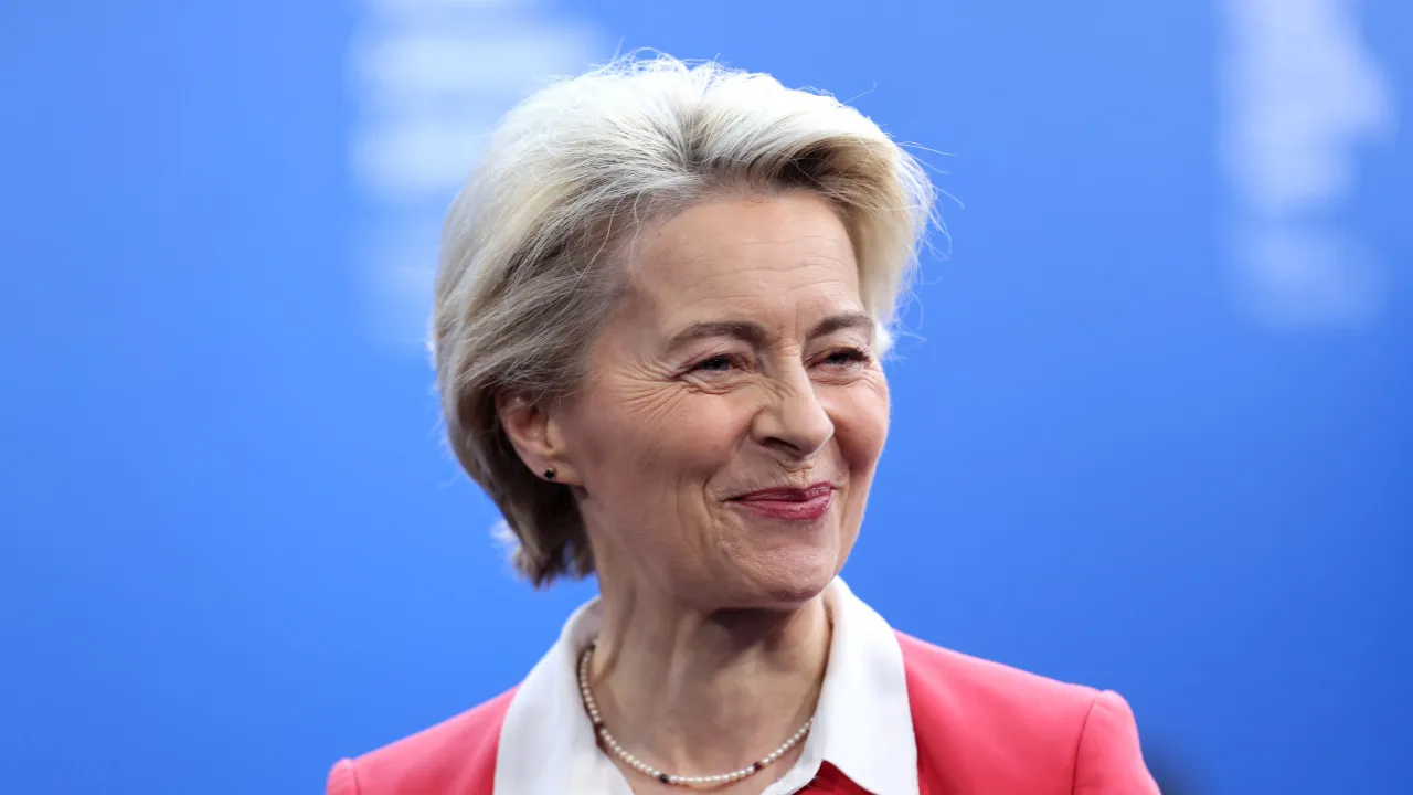 Von der Leyen reúne-se com vice dos EUA em altura de tensões comerciais
