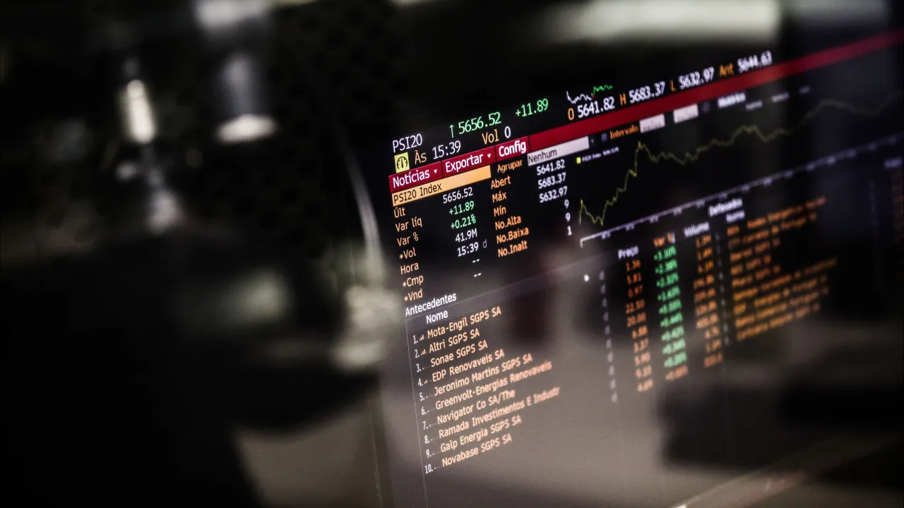 Bolsa de Lisboa encerra a subir com EDP a liderar ganhos