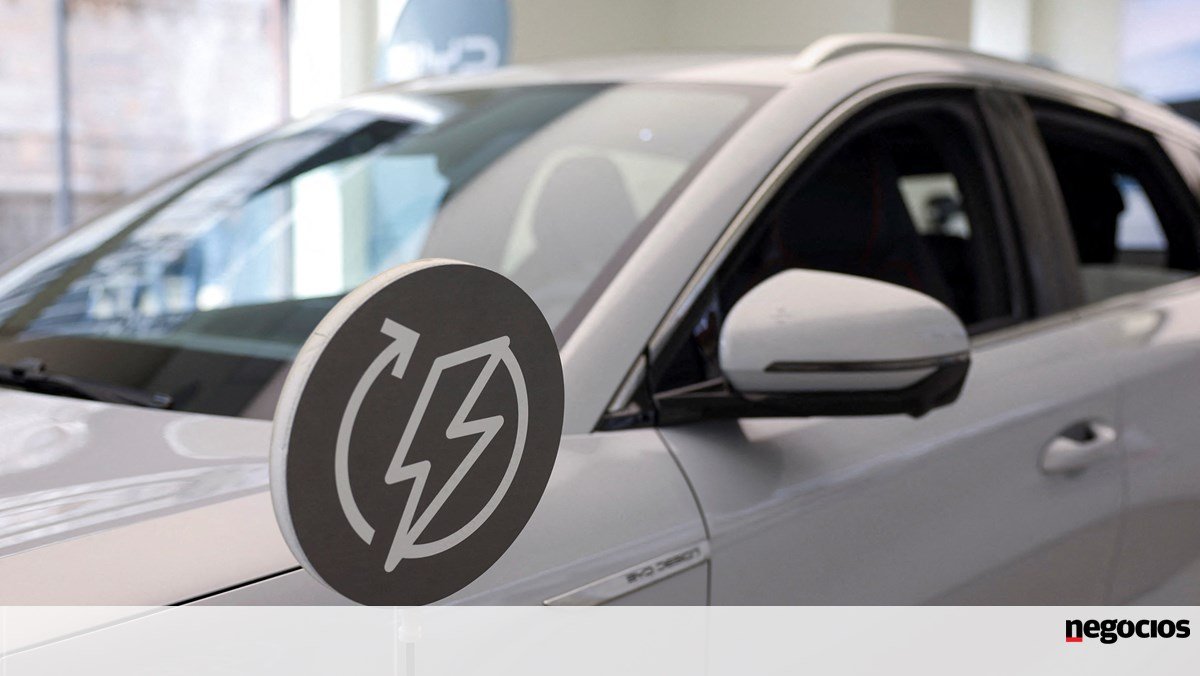 Fundo Ambiental abre candidaturas aos cheques dos elétricos a 31 de março - Automóvel