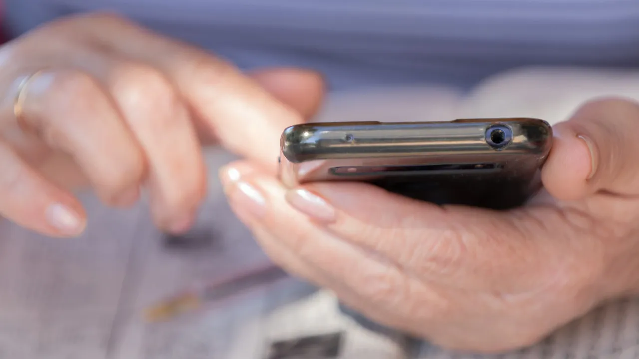 NOS faz 1.ª chamada com tecnologia VoNR que tira potencial da voz
