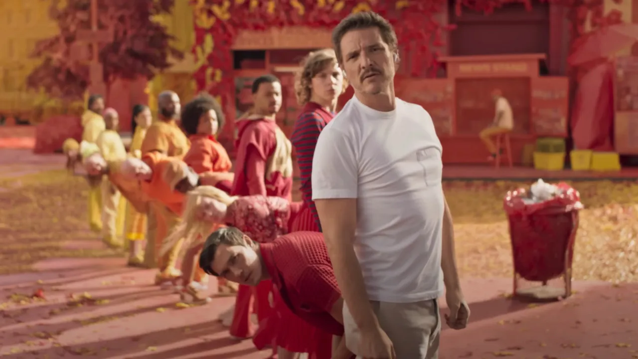 Pedro Pascal e música em português? Mostramos-lhe a nova curta da Apple