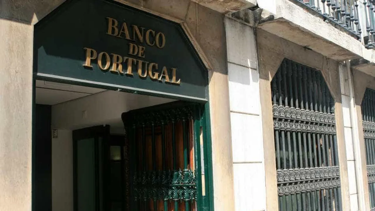 Atlansia Portugal não está habilitada a conceder crédito