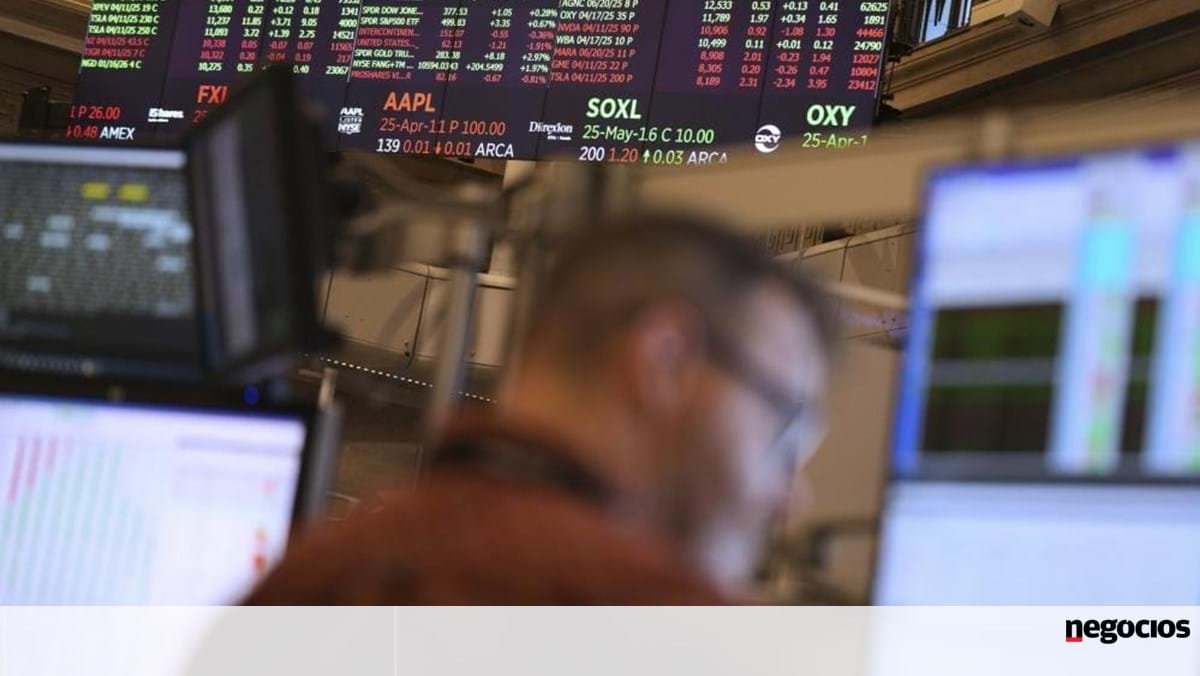 Bolsas globais divergem com guerra comercial a centrar-se nos EUA e China - Bolsa