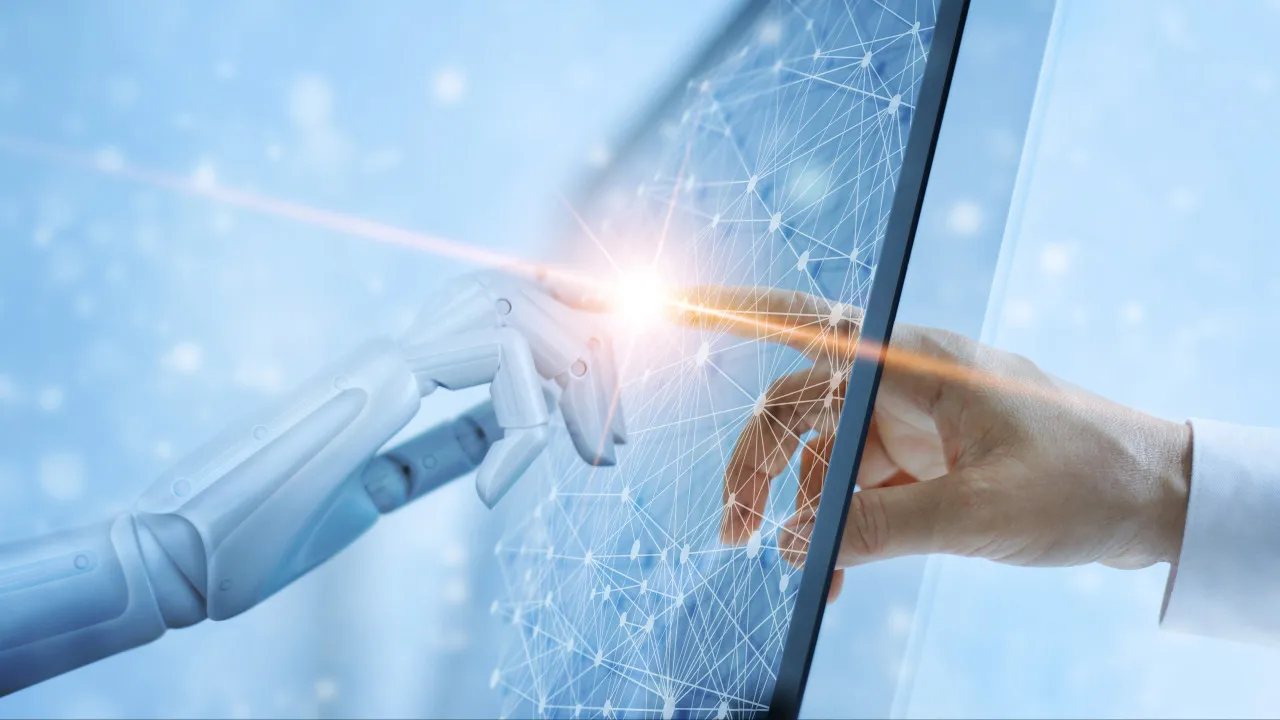 China acelera utilização de robôs humanoides com IA incorporada
