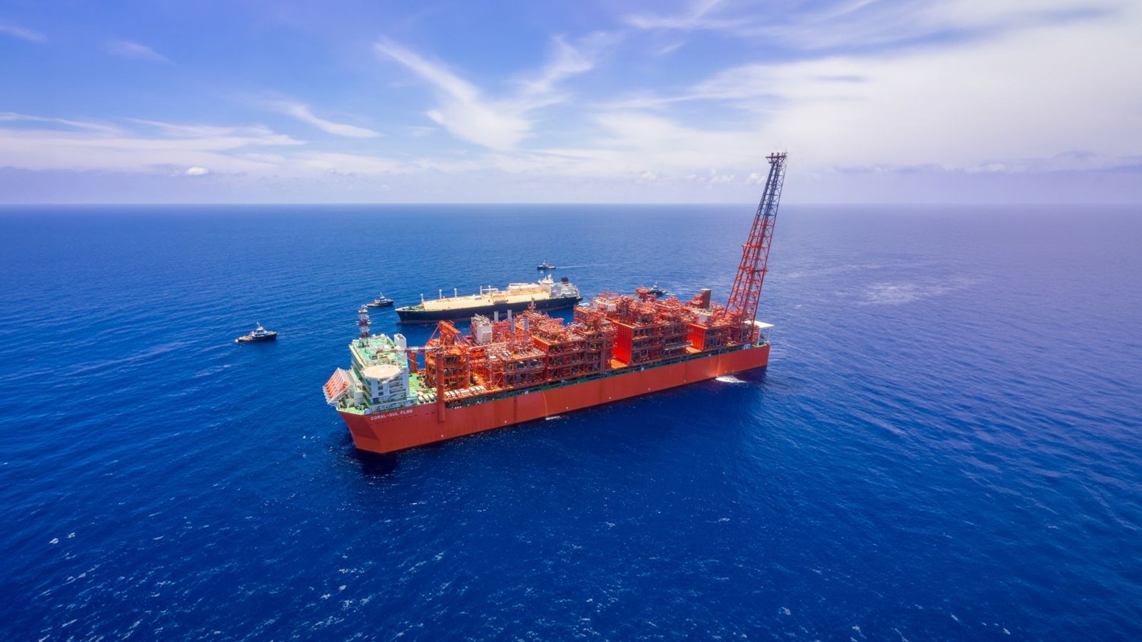 Coral Sul Atinge 100 Carregamentos de Gás Natural Liquefeito • Diário Económico