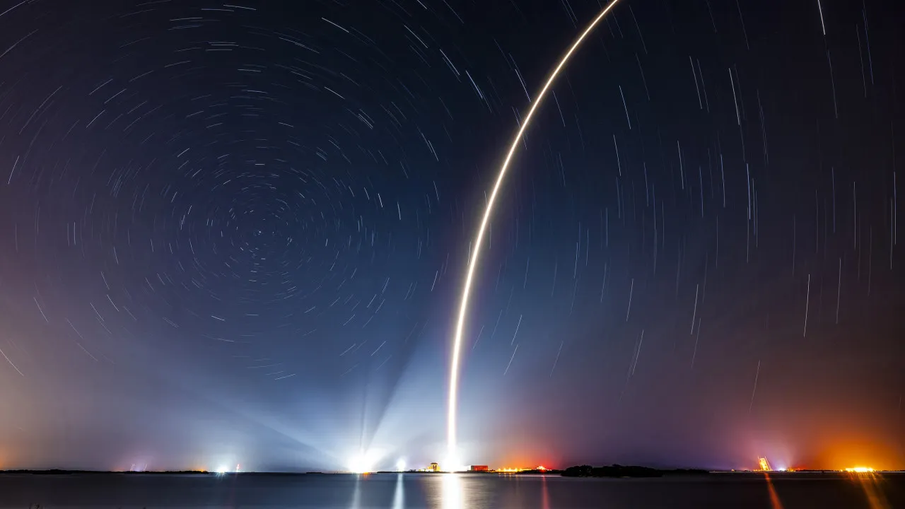 De tirar o fôlego. SpaceX partilha nova fotografia de lançamento especial