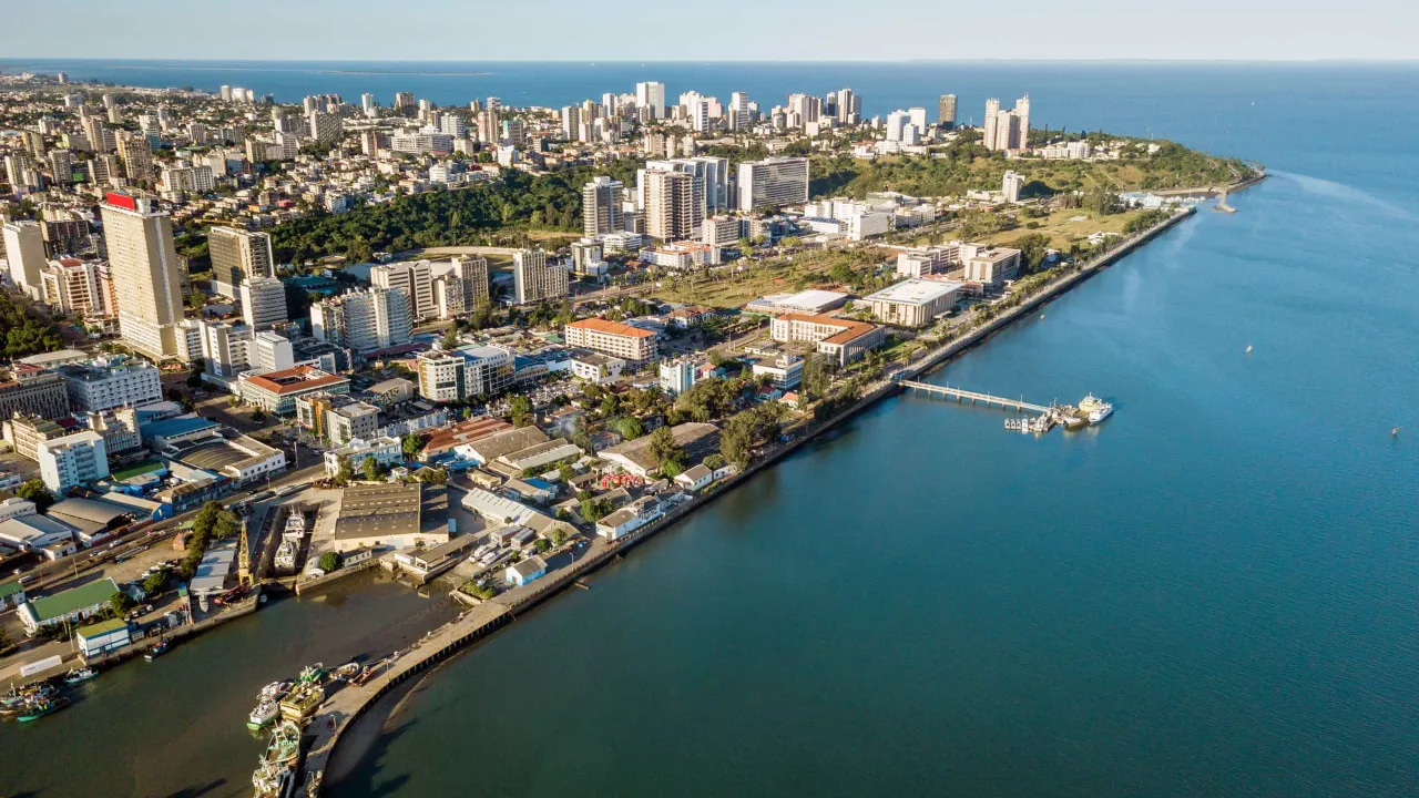 Dívida pública de Moçambique volta a passar os 100% do PIB este ano