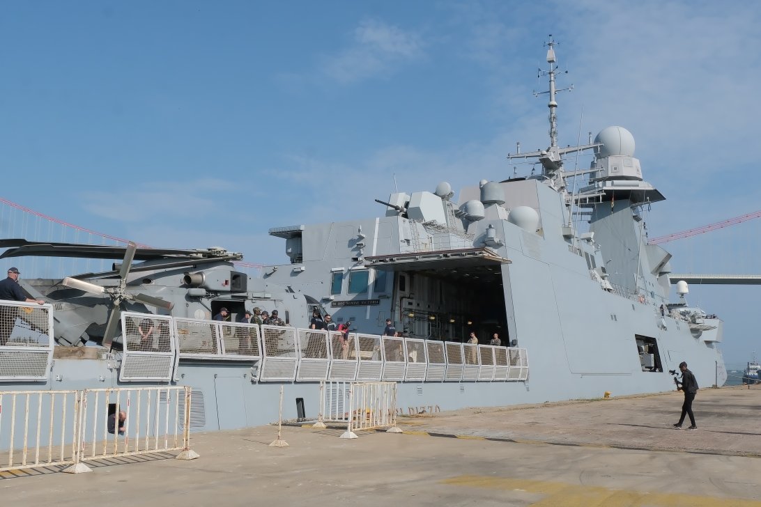 Marinha de Guerra italiana coopera com Moçambique