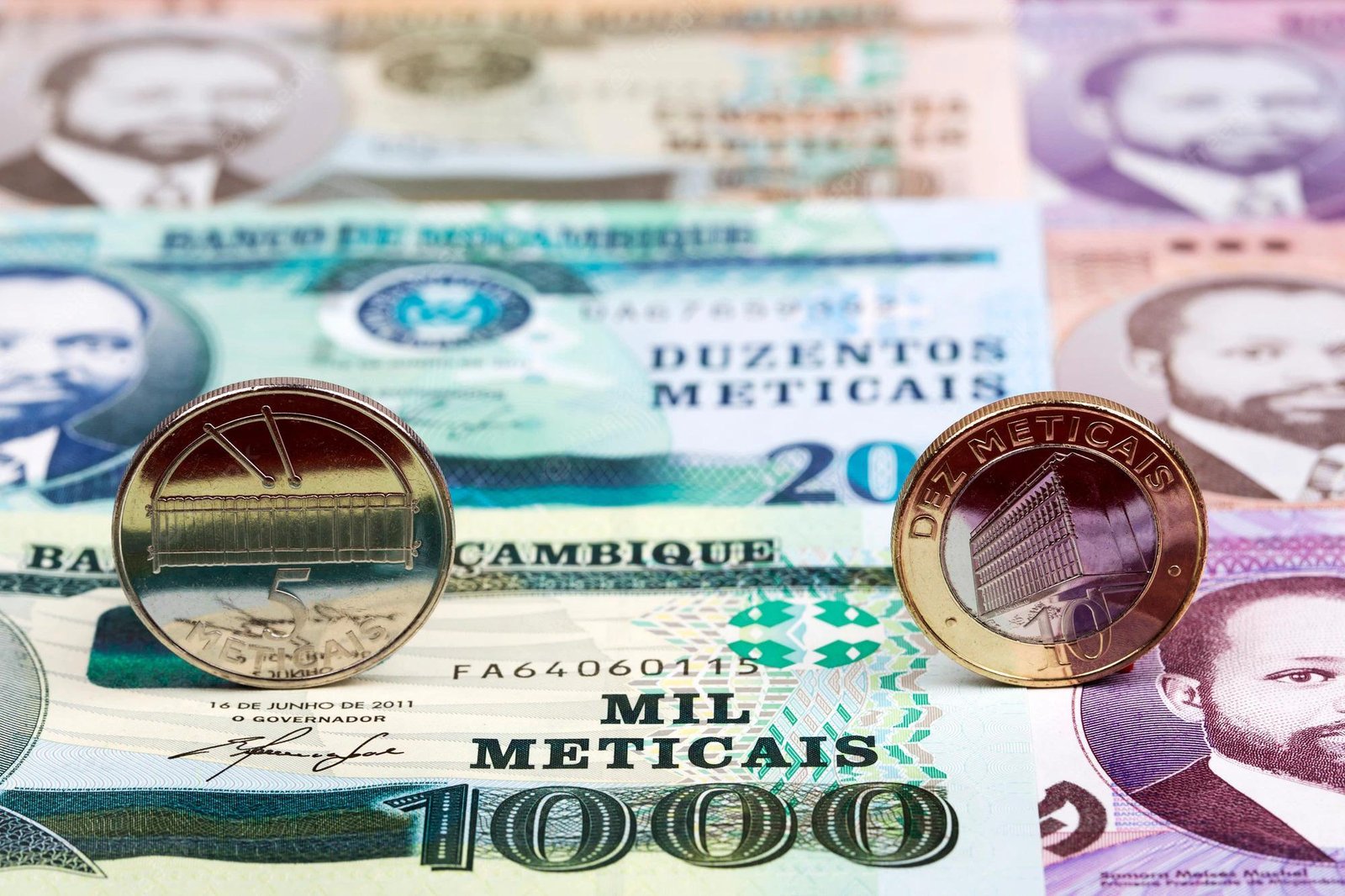 “Novo Programa Vai Racionalizar Salários Dos Funcionários Públicos de Moçambique” • Diário Económico