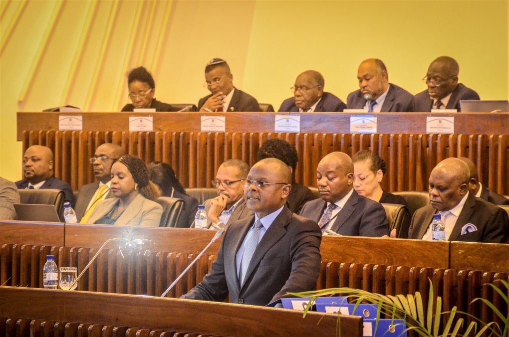 PGR insta Parlamento a aprovar Lei de Confisco Civil