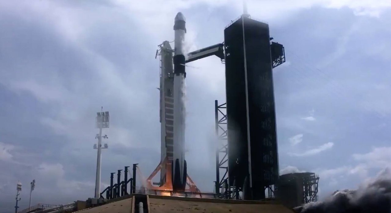 SpaceX Lança 23 Satélites Starlink e Realiza a 250.ª Missão da Constelação • Diário Económico
