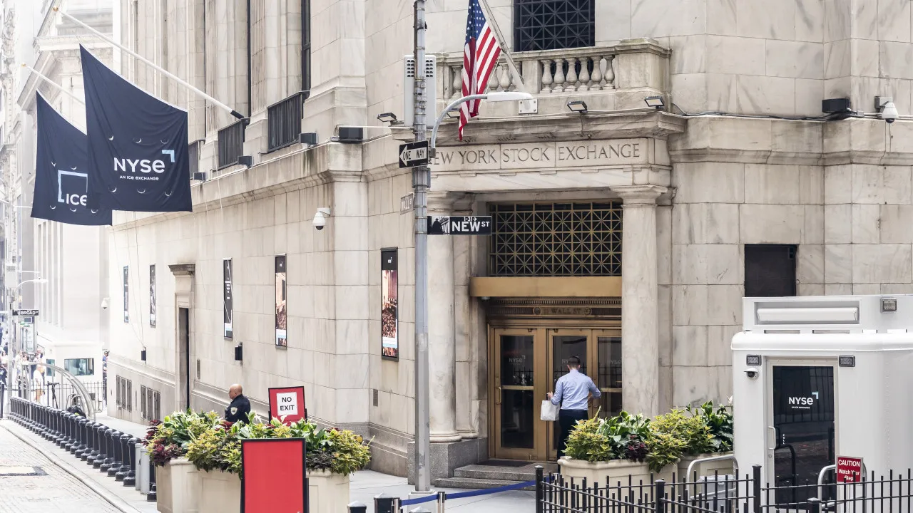 Wall Street abre no 'vermelho' com pessimismo de retalhistas