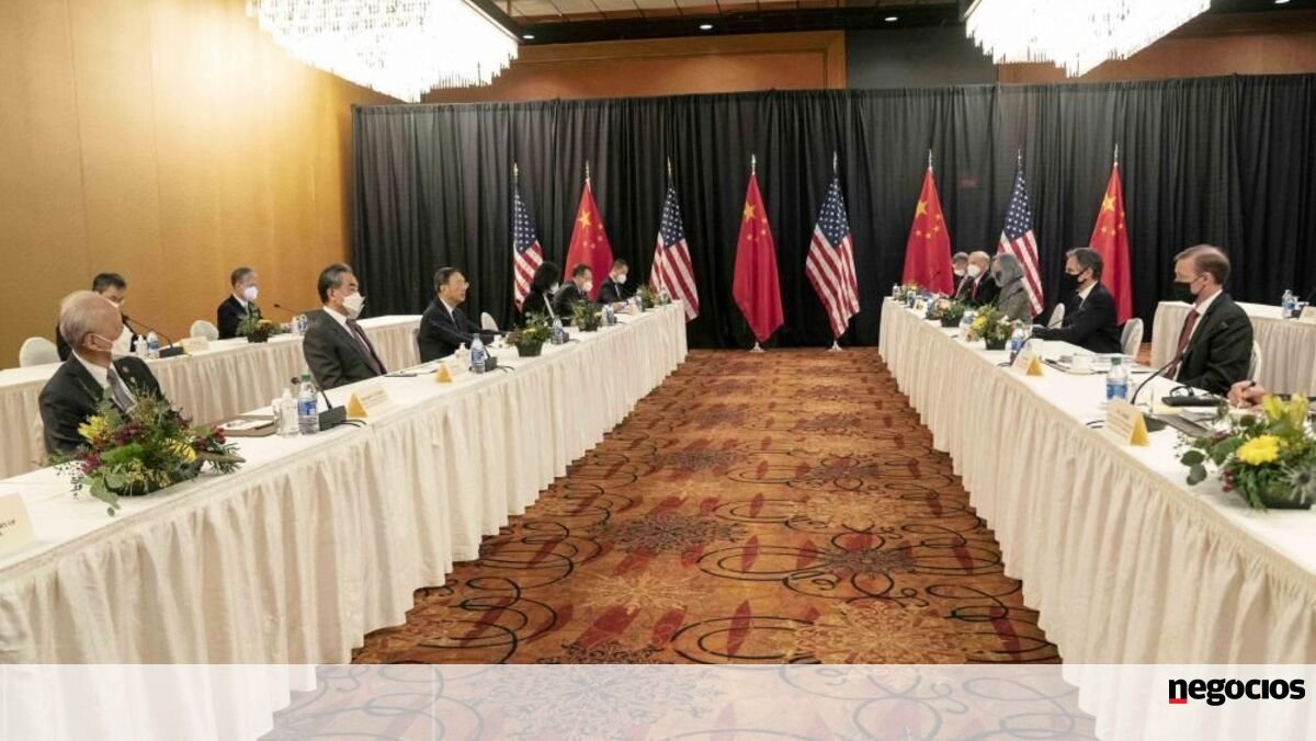 "A China não é fácil", diz Trump. Negociações em Londres seguem para o segundo dia - Mundo