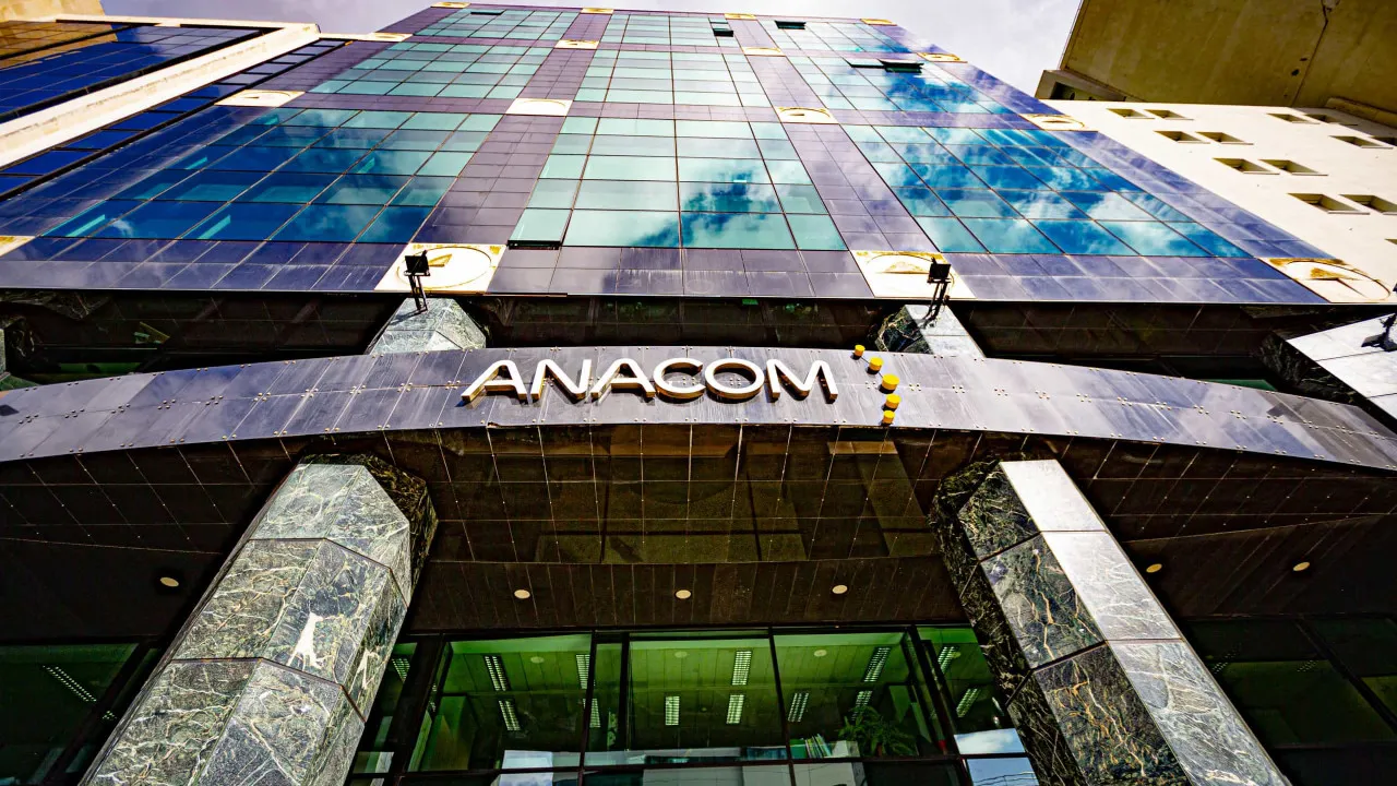 Anacom quer melhoria nos avisos à população e no funcionamento do 112