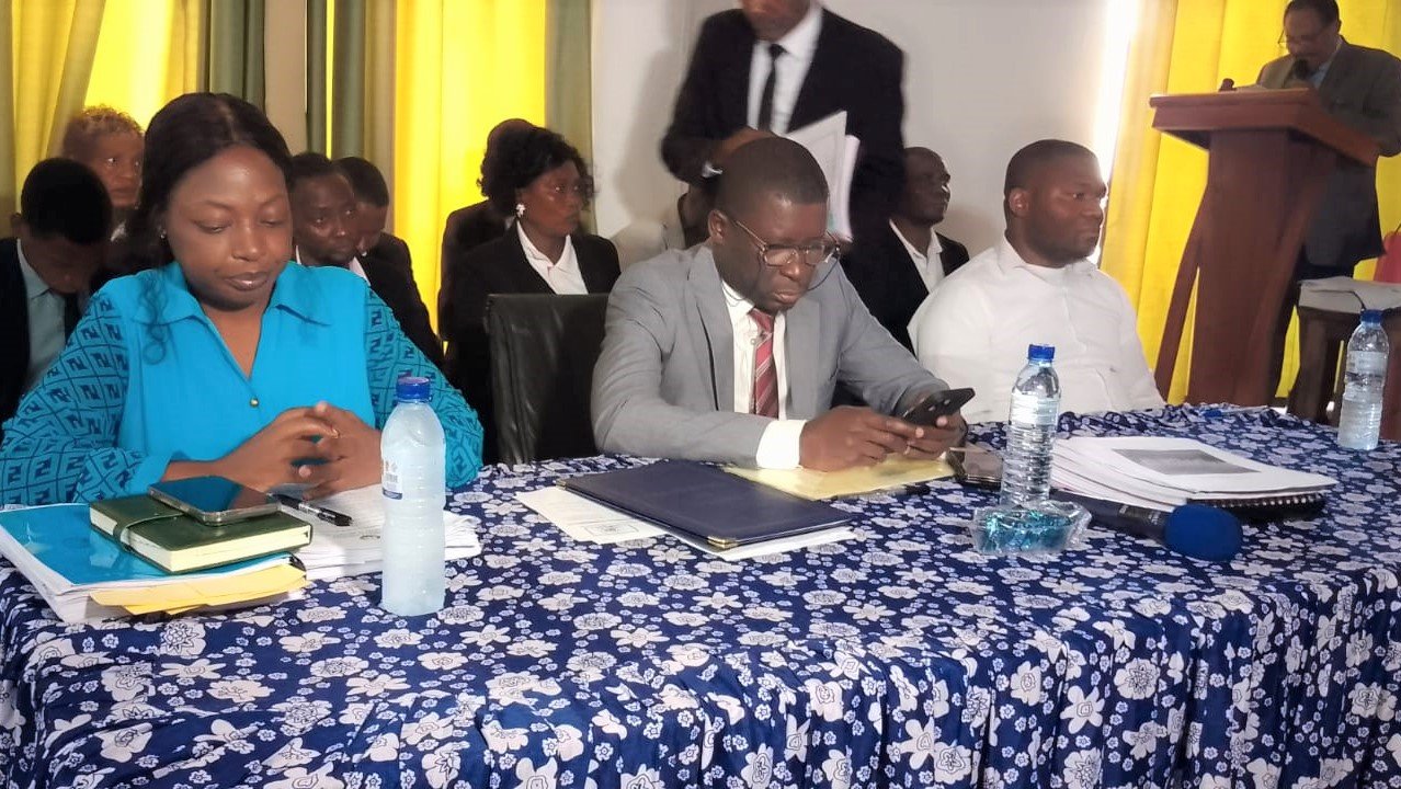 Assembleia de Quelimane reunida em sessão ordinária