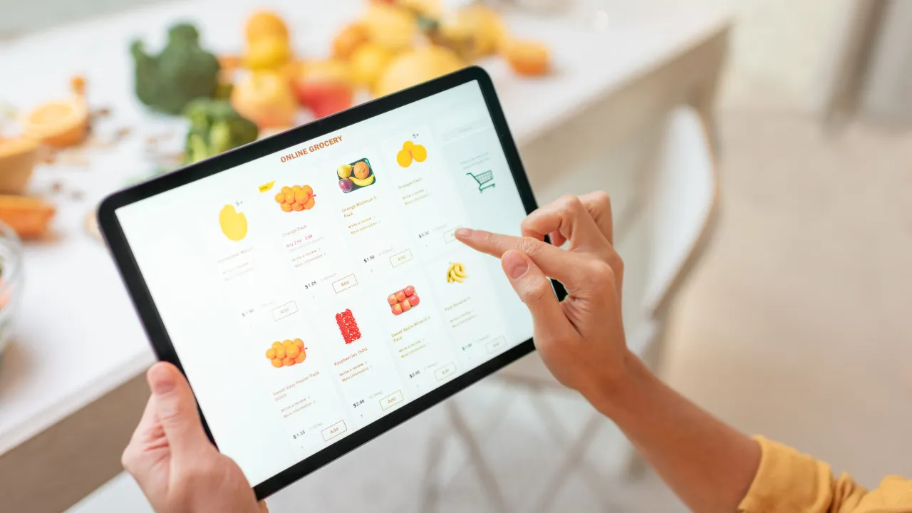 Contas feitas, qual é o supermercado online mais barato? E o mais caro?