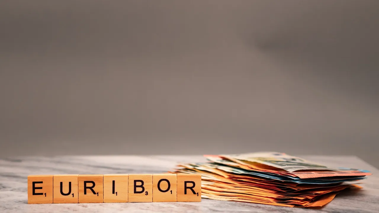 Euribor sobe a três e a seis meses e desce no prazo mais longo