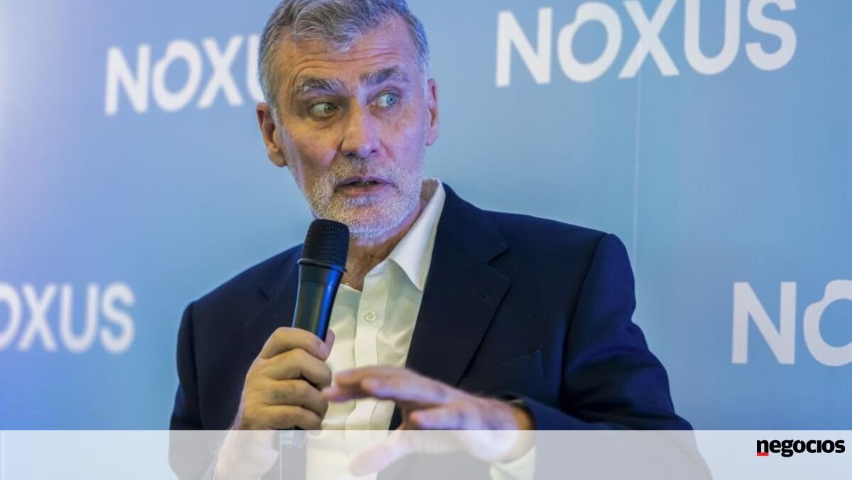 Gouveia e Melo ouve gritos sobre traição em homenagem a ex-combatentes - Economia