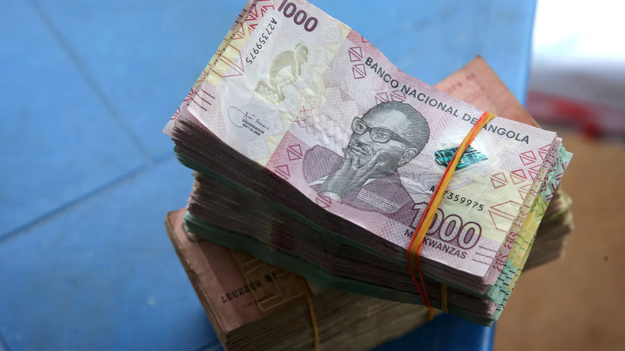 Lucros da banca angolana crescem 59% em 2024 para 791 milhões