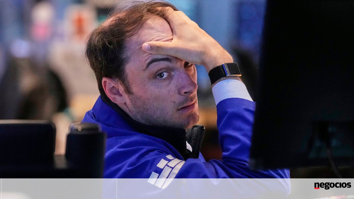 Maior envolvimento dos EUA na guerra Irão-Israel atira Wall Street para o vermelho - Bolsa