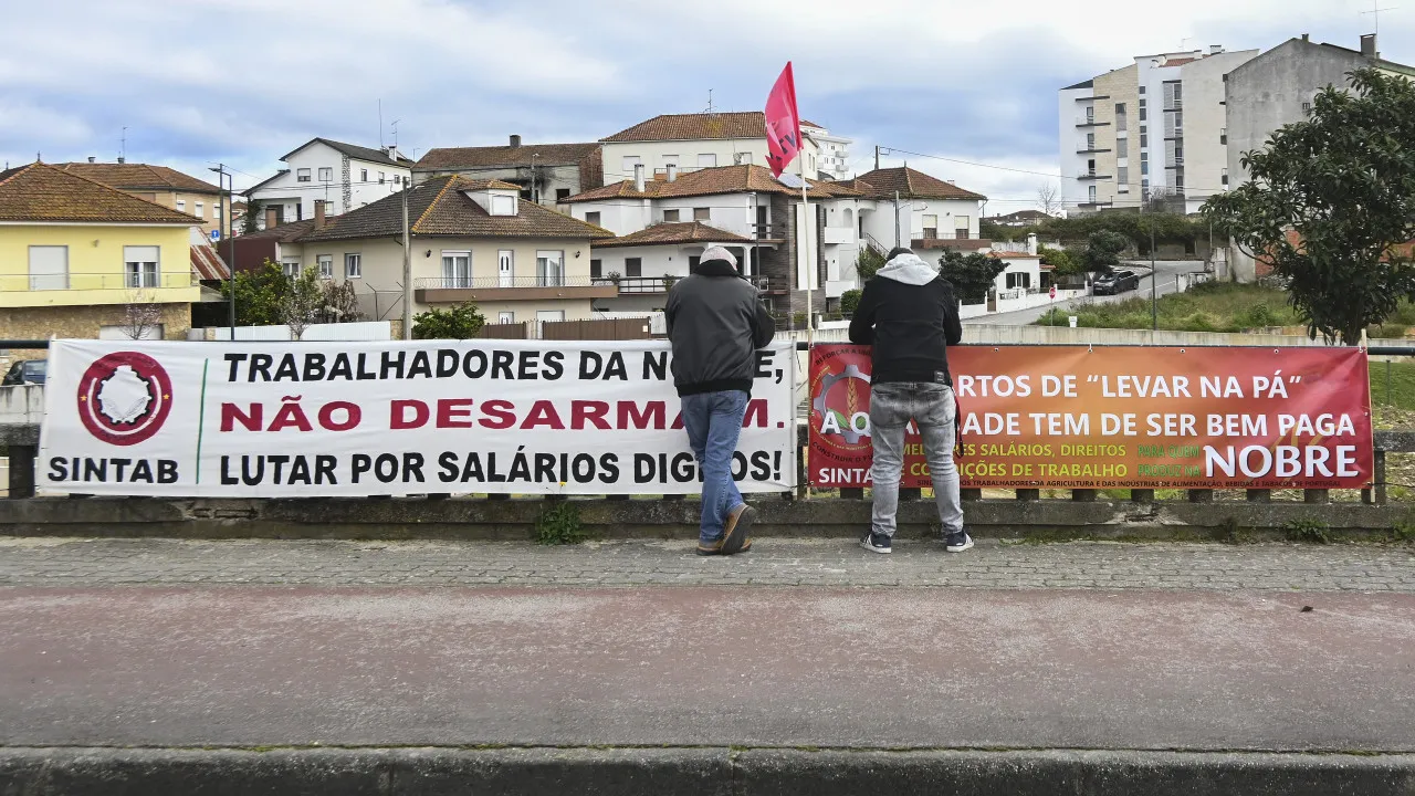 Trabalhadores da Nobre cumprem 21.ª greve em dois anos