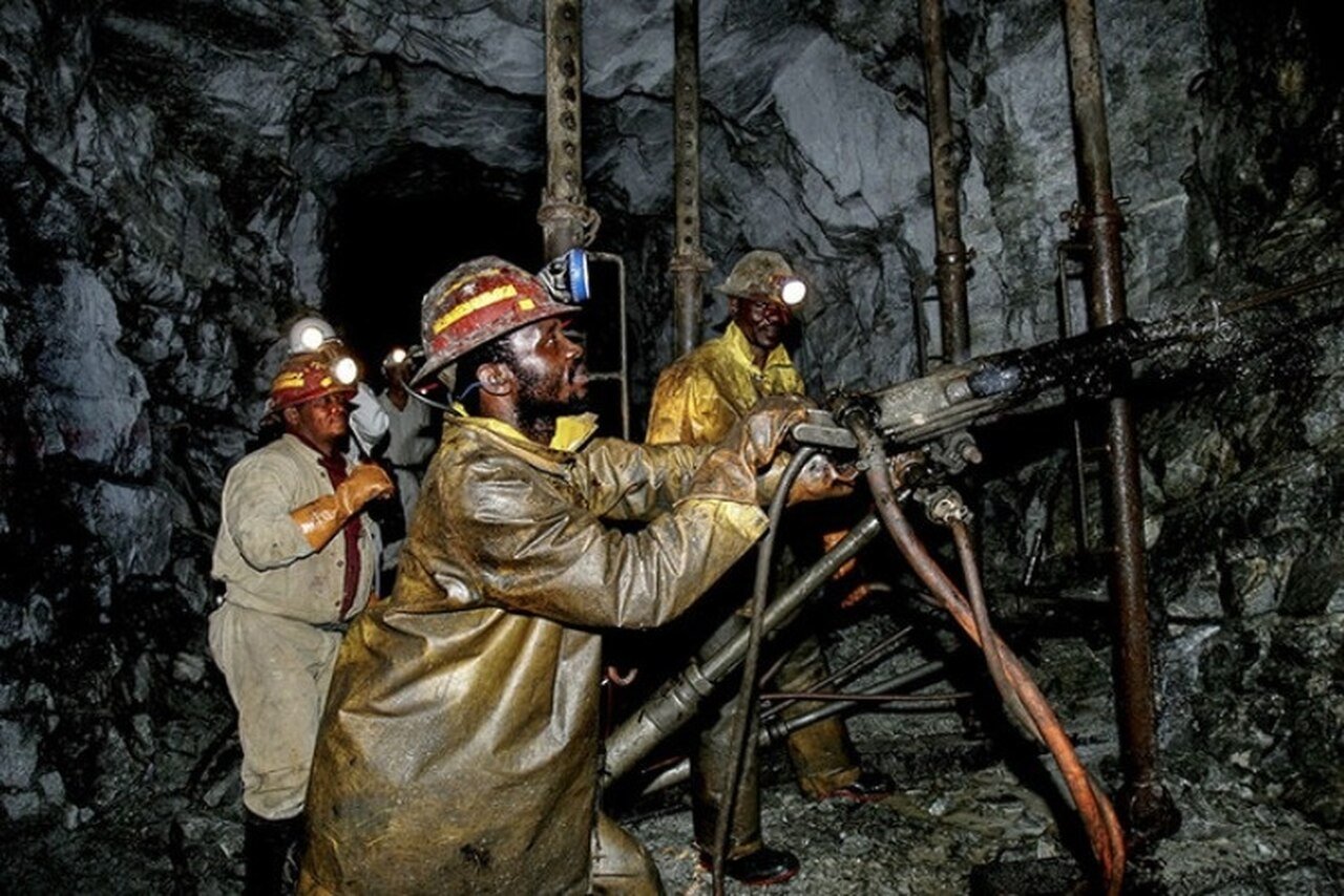 África do Sul Destaca Importância Dos Minerais Críticos Para o Crescimento Económico e a Criação de Emprego • Diário Económico