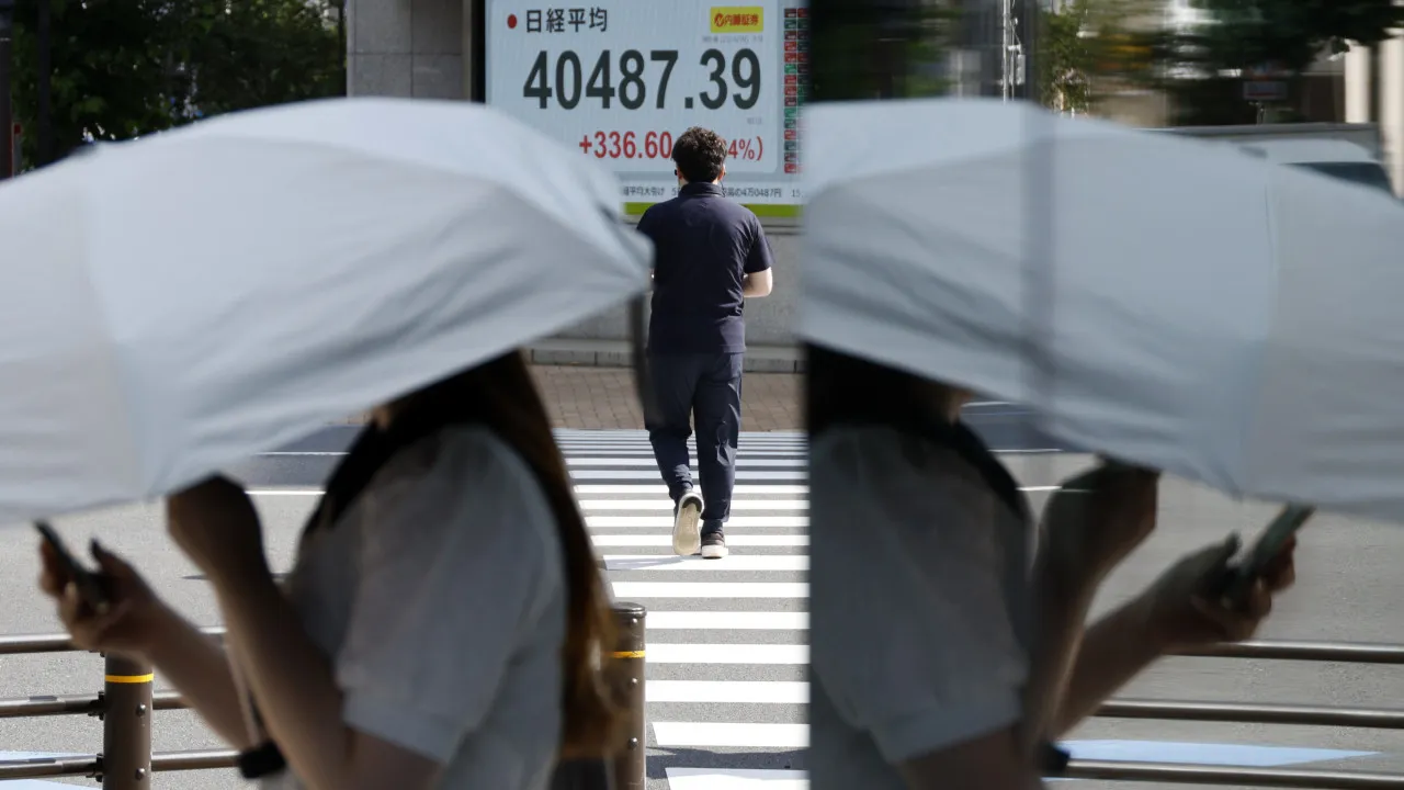 Bolsa de Tóquio abre em terreno negativo com Nikkei a perder 0,92%